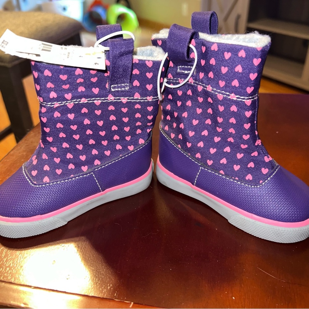 See Kai Run Kids Boots in Purple with Pink Hearts - Picture 4 of 16